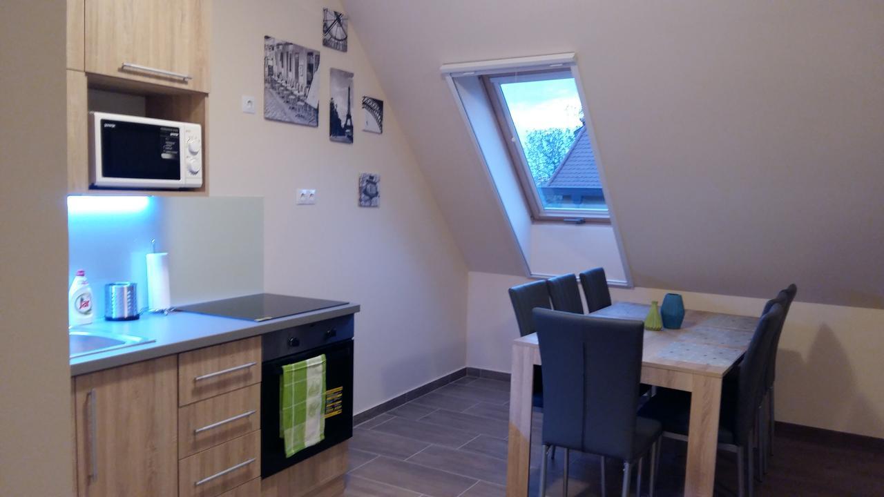 Tahiti Apartman Hajdúszoboszló 外观 照片
