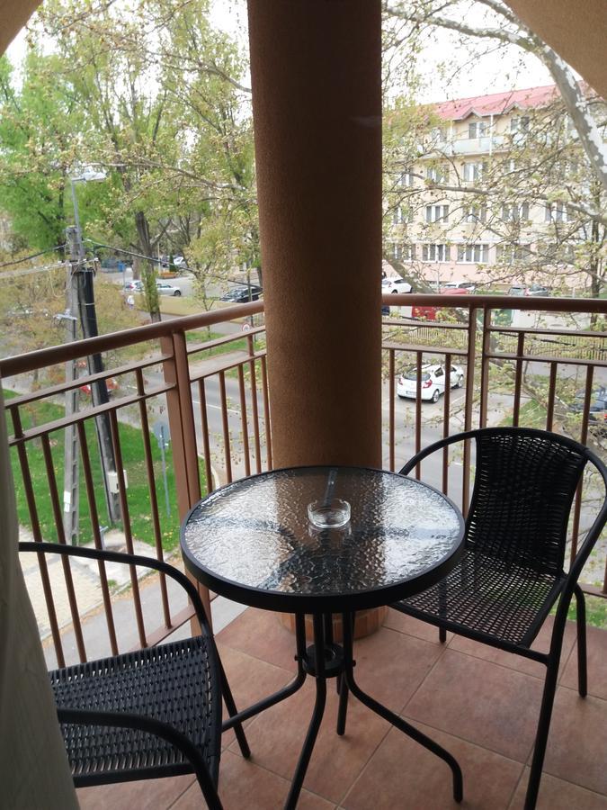 Tahiti Apartman Hajdúszoboszló 外观 照片